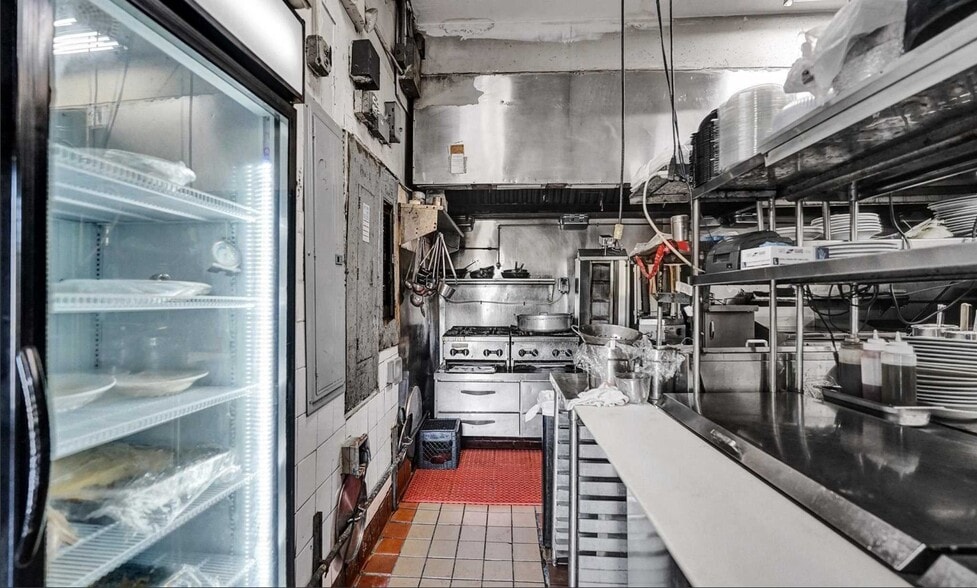 More Photos Of 3445 Griffin Rd, Fort Lauderdale Restaurant For Sale