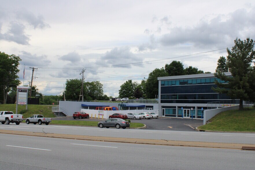 More Photos Of 453 Route 211 E, Middletown Medical For Lease