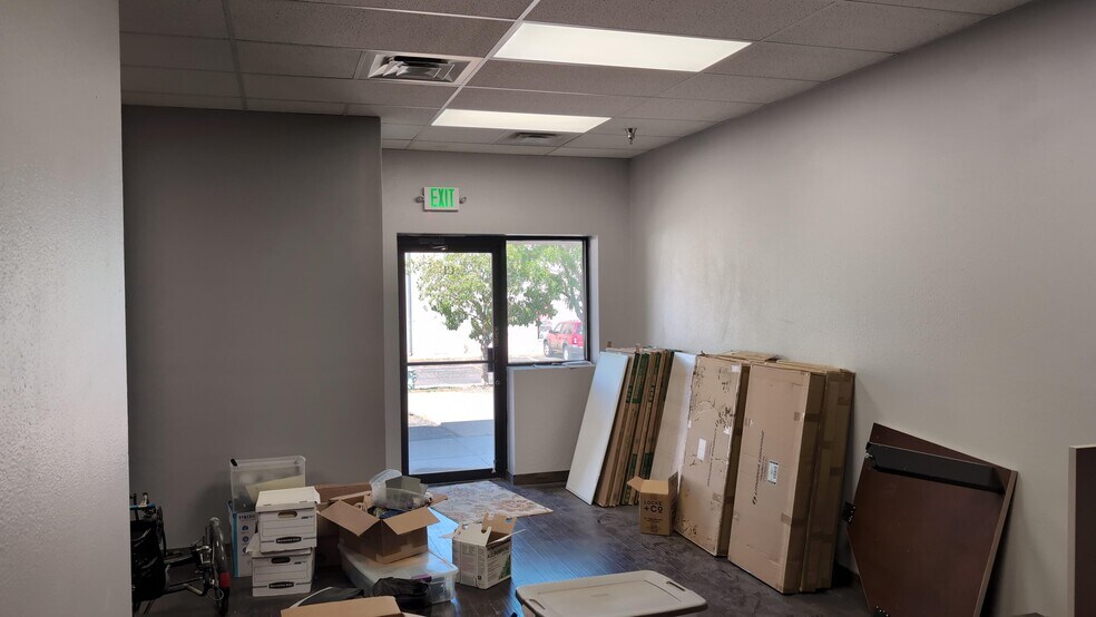 More Photos Of 5757 Arapahoe Ave, Boulder Warehouse For Lease