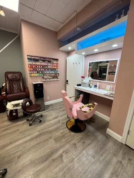 More Photos Of 15 Croton Ave, Ossining Storefront Retail Office For Lease