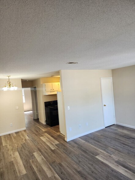 More Photos Of 100 S Kirkland Ave, Elkin Apartments For Sale