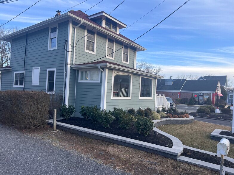 More Photos Of 735 Broad St, Shrewsbury Office Residential For Sale