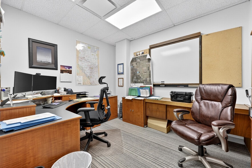 More Photos Of 5700 1st St SW, Calgary Warehouse For Sale