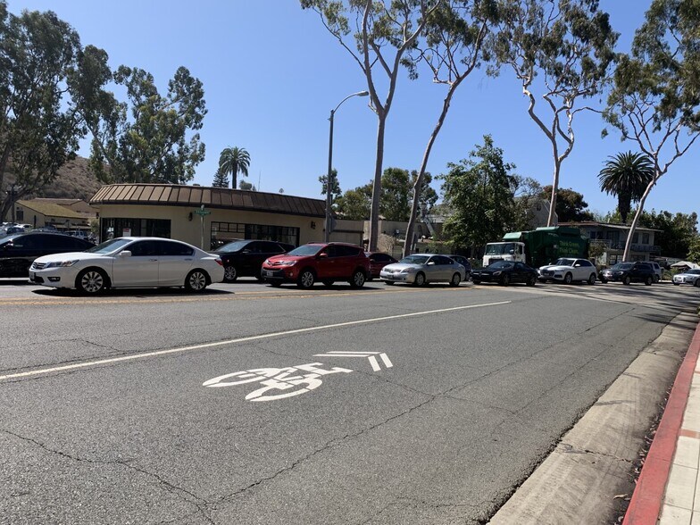More Photos Of 480-506 Ocean Ave, Laguna Beach Storefront For Lease