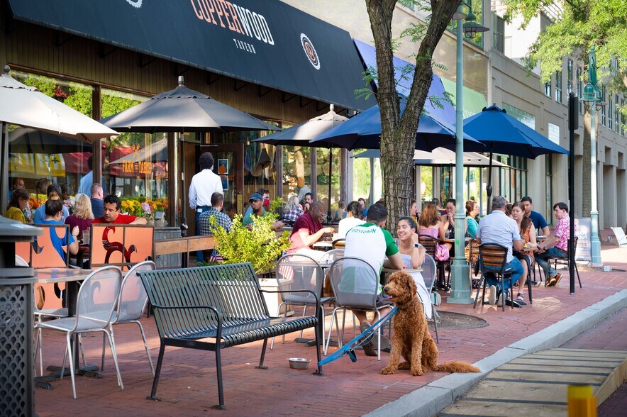 More Photos Of 2700 S Quincy St, Arlington Unknown For Lease