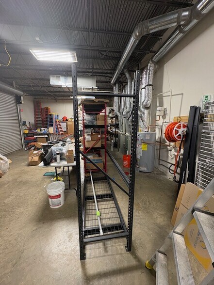 More Photos Of 4025 Pleasantdale Rd, Doraville Light Distribution For Lease