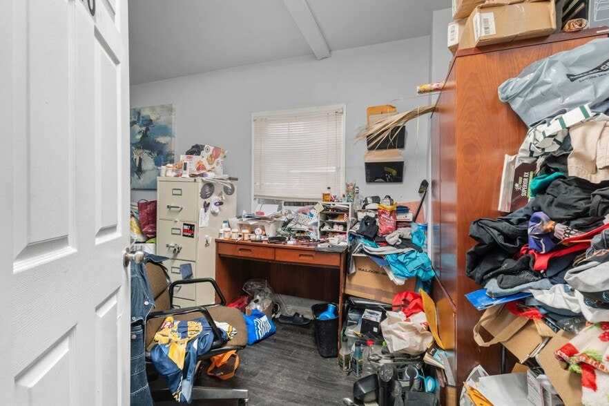 More Photos Of 3921 Old York Rd, Baltimore Specialty For Sale