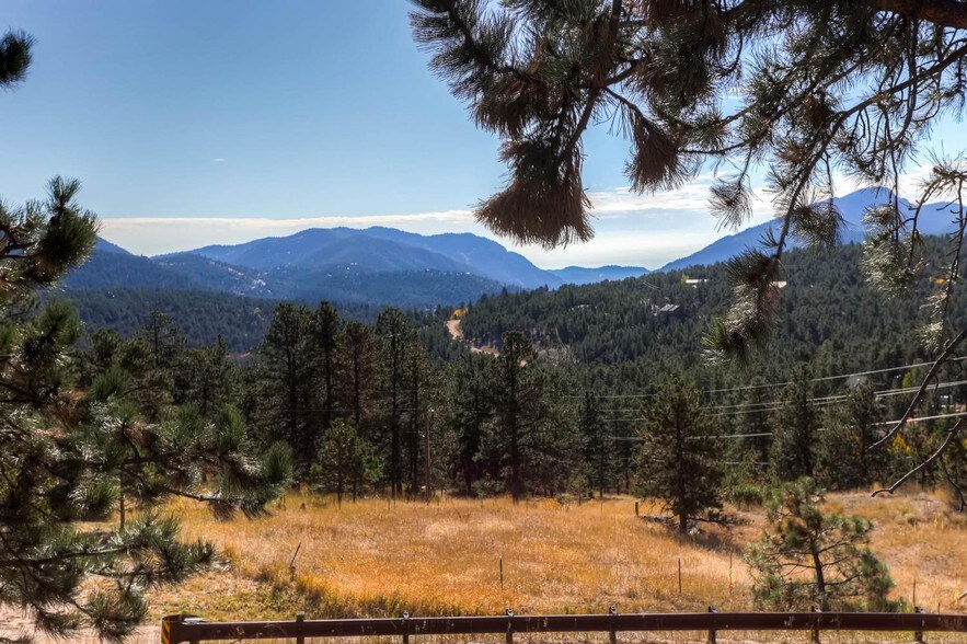 More Photos Of 32138 Highway 72, Golden Restaurant For Sale