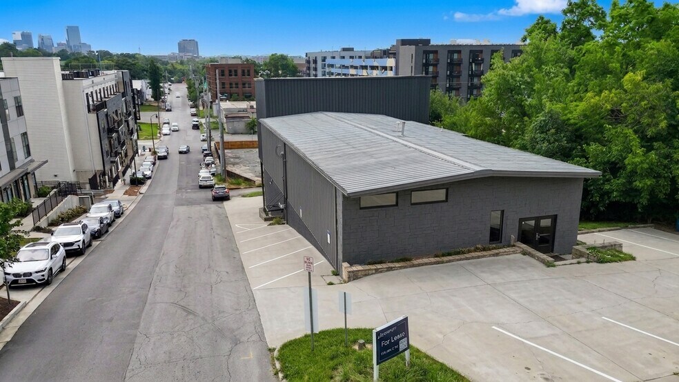 Primary Photo Of 622 Hamilton Ave, Nashville Loft Creative Space For Lease