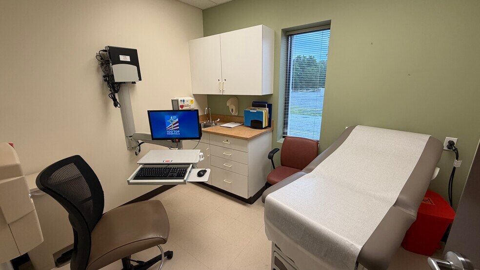 More Photos Of 4379 Easton Ave, Bethlehem Medical For Lease
