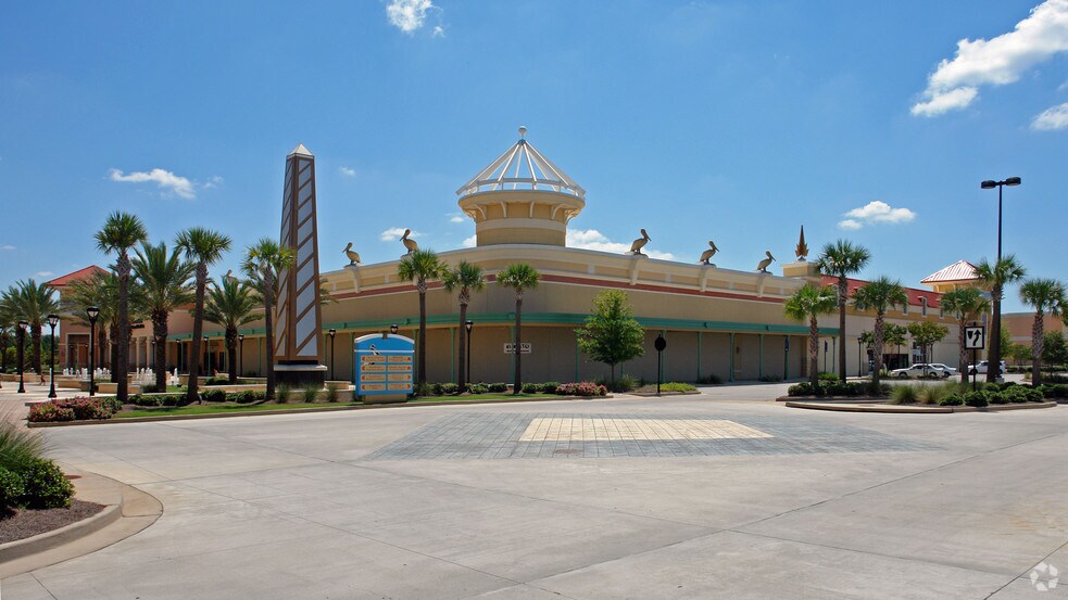 More Photos Of 3800 Gulf Shores Pky, Gulf Shores Unknown For Lease