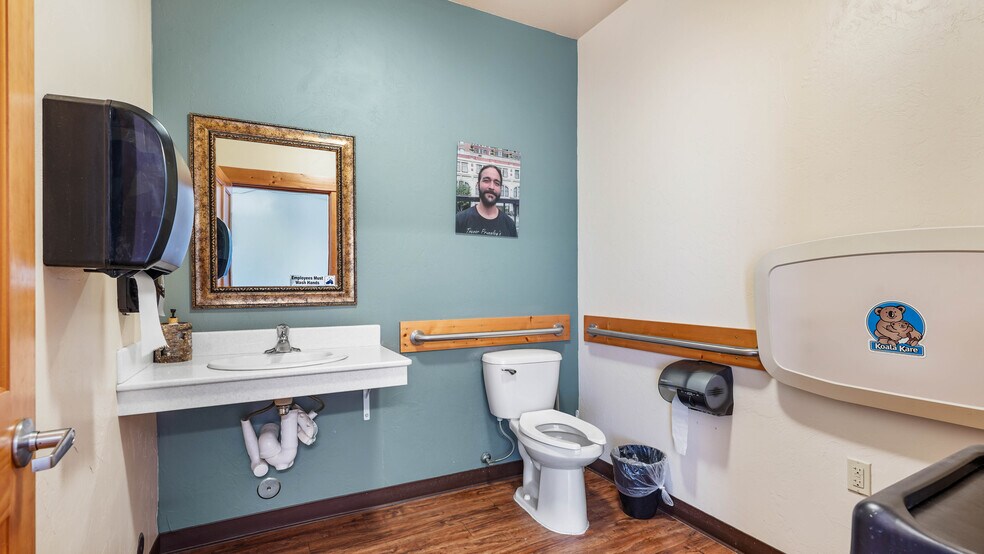 More Photos Of 500 N Front St, Townsend General Retail For Sale