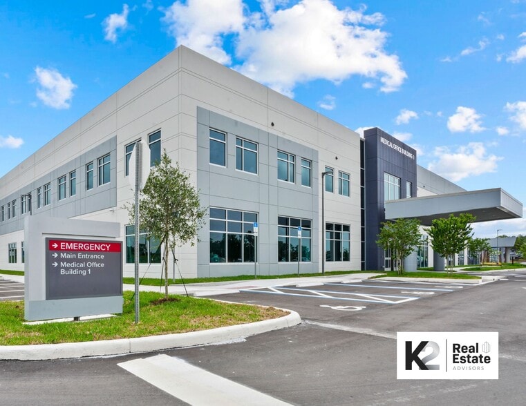 More Photos Of 370 Veranda Falls Wy, Port Saint Lucie Hospital For Lease