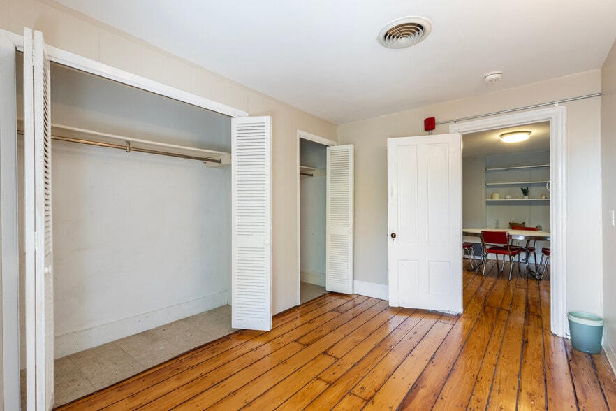 More Photos Of 176 Williams St, Providence Apartments For Sale