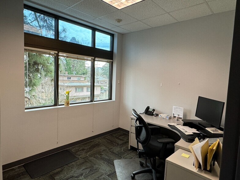 More Photos Of 360 E 10th Ave, Eugene Office For Sale