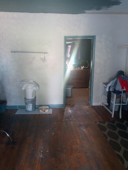 More Photos Of 28 Curtis St, Middletown Apartments For Sale
