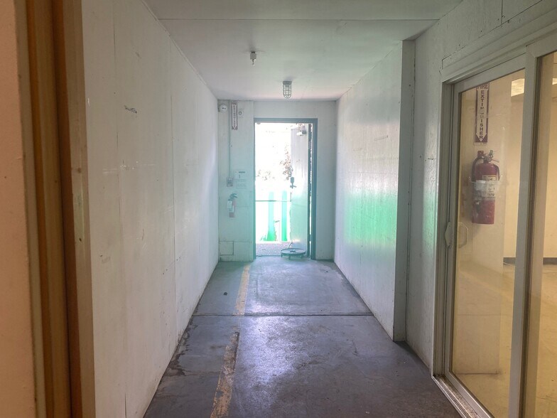 More Photos Of 1420 Devereux Rd, Glenwood Springs Warehouse For Sale