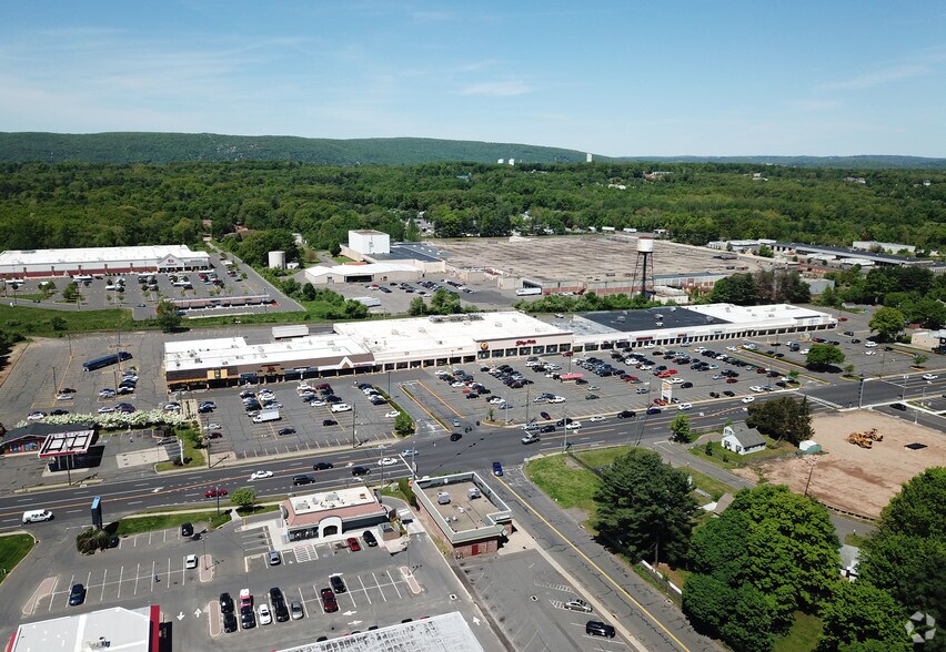 Primary Photo Of 700-800 Queen St, Southington Unknown For Lease