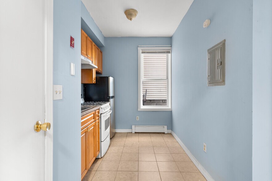 More Photos Of , Waterbury Multifamily For Sale