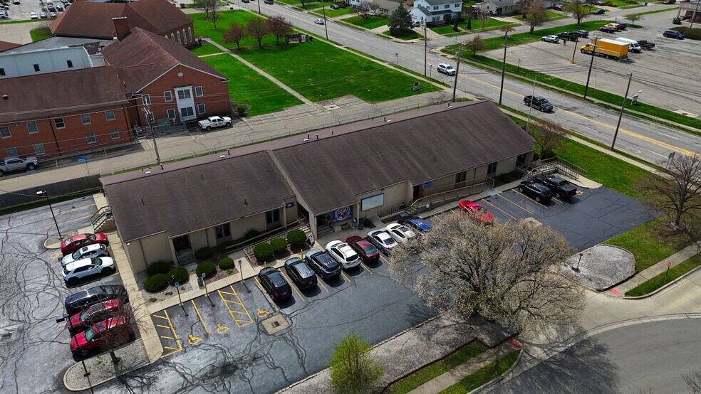 Primary Photo Of 5770 Karl Rd, Columbus Medical For Sale