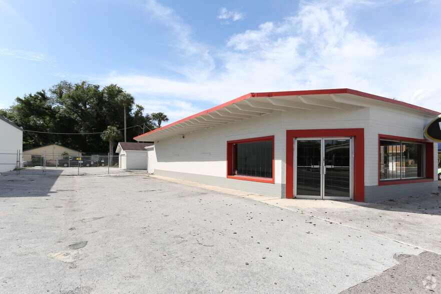 Primary Photo Of 909 W International Speedway Blvd, Daytona Beach Freestanding For Sale