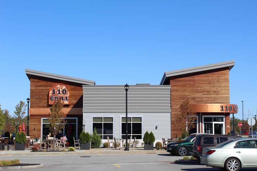 More Photos Of 92 Farmington Rd, Rochester Unknown For Lease