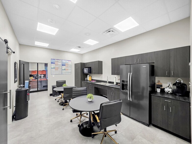 More Photos Of 3410 I-10 W, Orange Office For Sale
