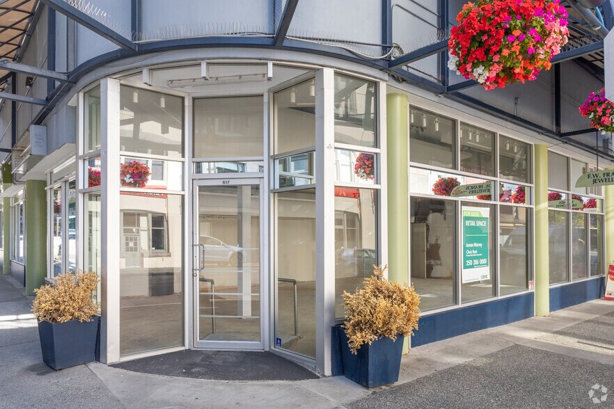 More Photos Of 635 Broughton St, Victoria Storefront For Lease