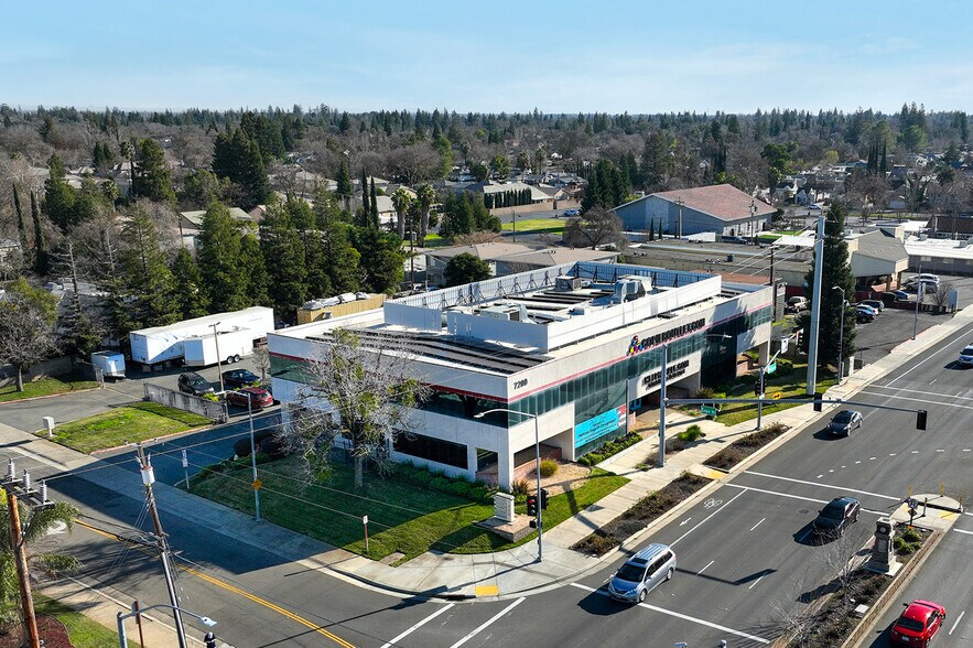 More Photos Of 7200 Fair Oaks Blvd, Carmichael Office Residential For Sale