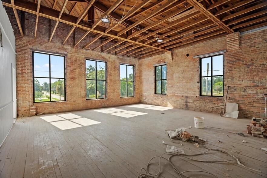 More Photos Of 163 W Main St, Timmonsville General Retail For Sale