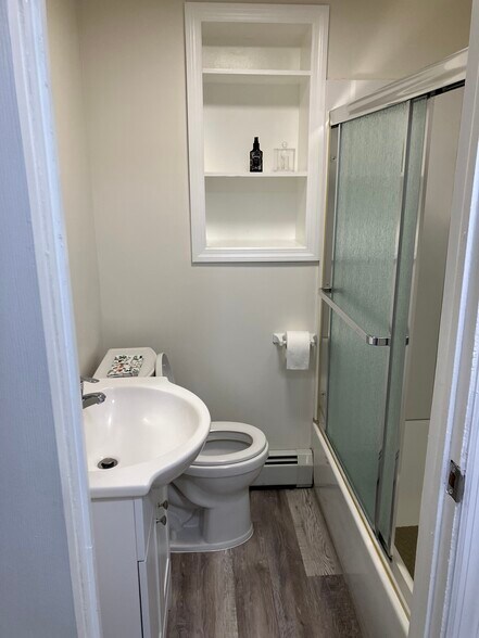 More Photos Of 141 Dunbar Ave, Fords Specialty For Sale