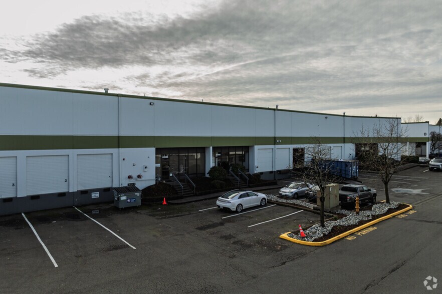 More Photos Of 22402-22440 72nd Ave S, Kent Unknown For Lease