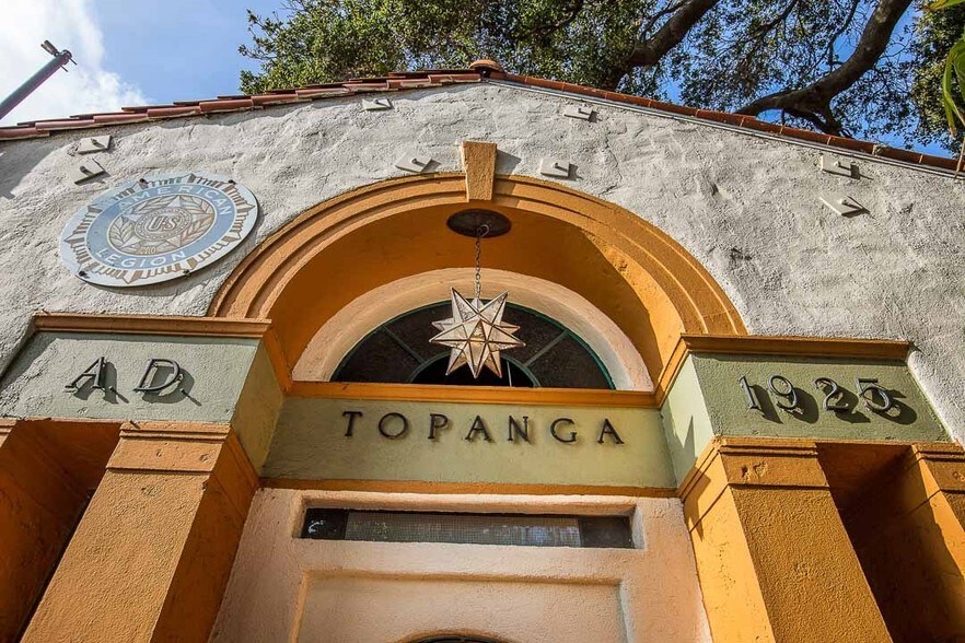 More Photos Of 1105 N Topanga Canyon Blvd, Topanga Restaurant For Sale