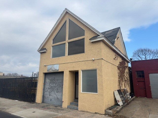 Primary Photo Of 317 E 3rd St, Mount Vernon Auto Repair For Sale
