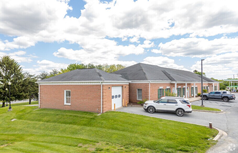 More Photos Of 1812 Baltimore Blvd, Westminster Office For Lease