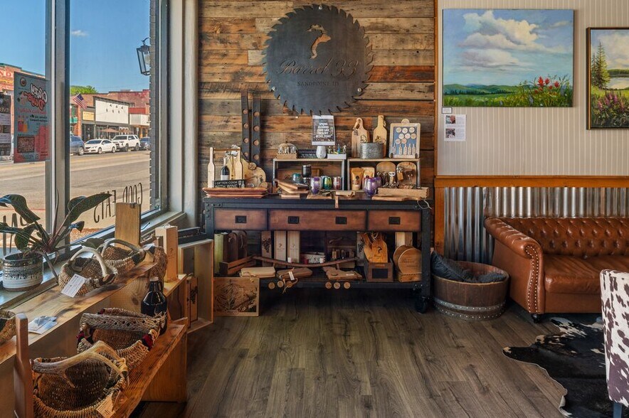 More Photos Of , Sandpoint Unknown For Sale