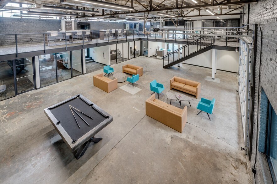 More Photos Of 1090 Spencer St, Conway Loft Creative Space For Lease