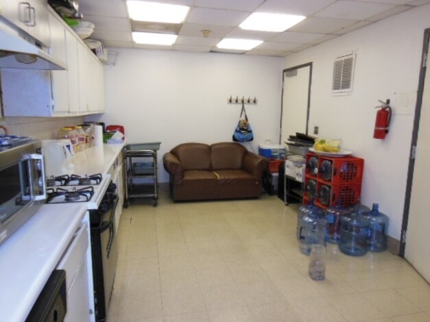 More Photos Of 521-525 Hyde Park Pl, Inglewood Schools For Sale