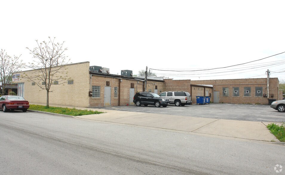 More Photos Of 10400-10410 S Kedzie Ave, Chicago General Retail For Sale