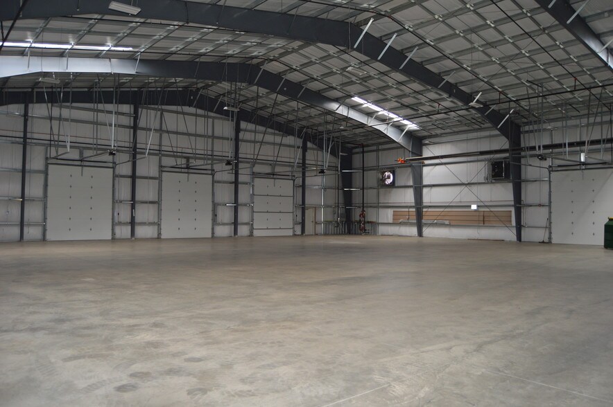 More Photos Of 9621 Hanover Ct W, Commerce City Warehouse For Lease