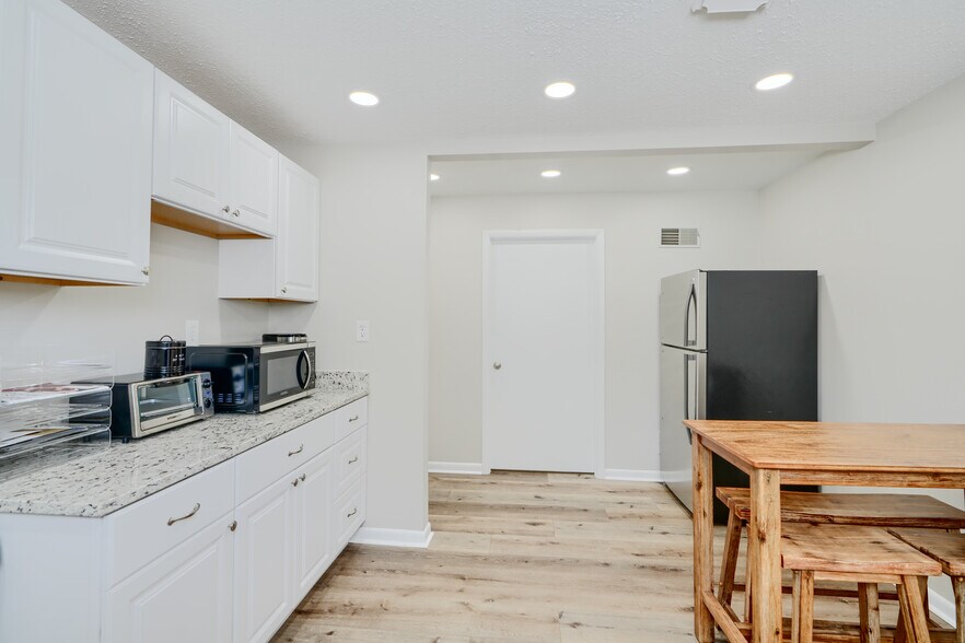 More Photos Of 716 S Main St, Bel Air Office Residential For Sale