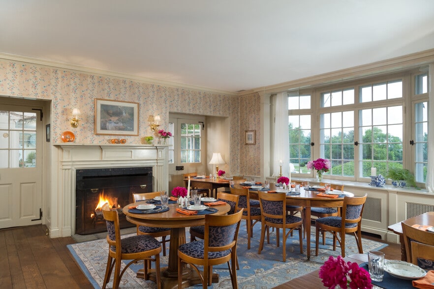 More Photos Of 85 Stockbridge Rd, Lee Hospitality For Sale