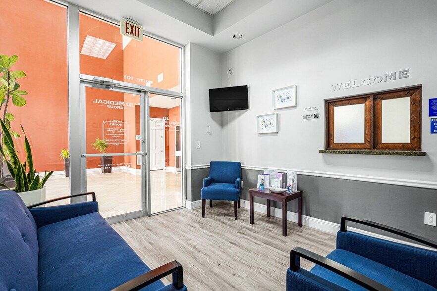 More Photos Of 2645 SW 37th Ave, Miami Medical For Sale