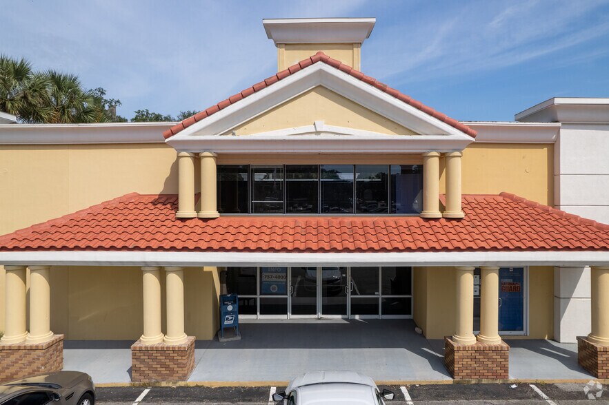 More Photos Of 2106-2186 Park Ave, Orange Park Unknown For Lease