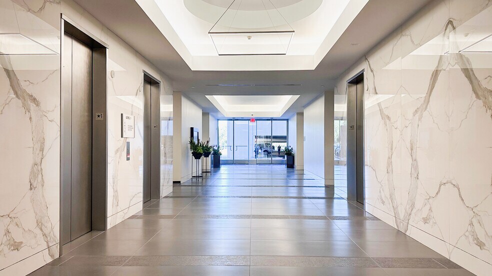 More Photos Of 14090 Southwest Fwy, Sugar Land Office For Lease