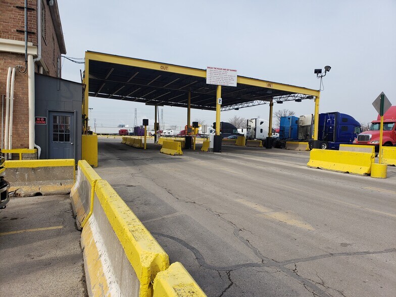 More Photos Of 5300 S Joliet Rd, McCook Land For Lease