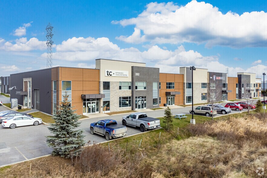More Photos Of 282-290 Ch Industriel, Gatineau General Retail For Lease