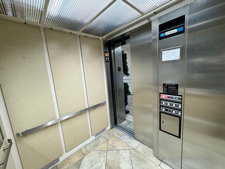 More Photos Of 128 Lubrano Dr, Annapolis Medical For Lease