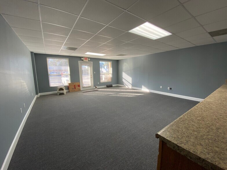 More Photos Of 4645 Gulf Breeze Pky, Gulf Breeze Office For Sale