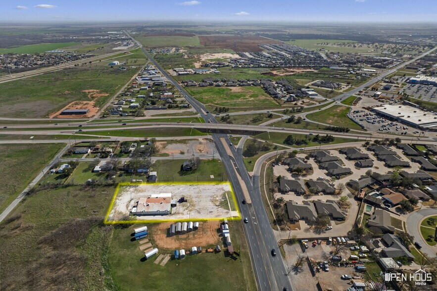 More Photos Of 5029 Old Jacksboro Hwy, Wichita Falls Specialty For Lease